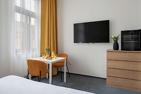 Riverside Hotel by Goodnite cz