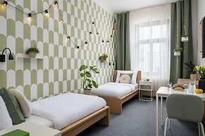Riverside Hotel by Goodnite cz