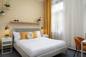 Riverside Hotel by Goodnite cz