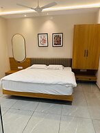 PubliQ Luxury Stays