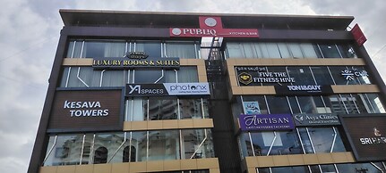 PubliQ Luxury Stays