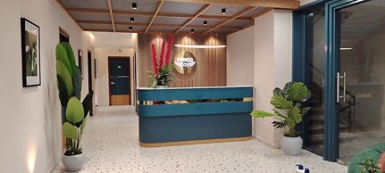 PubliQ Luxury Stays
