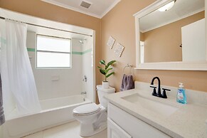 Pet-friendly Sachse Home: Large Fenced Yard