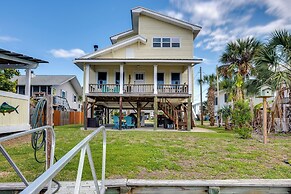 Fish & Kayak: Home Near Shell Point Beach!
