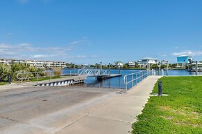 Fish & Kayak: Home Near Shell Point Beach!