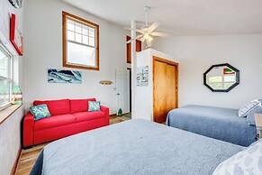 Fish & Kayak: Home Near Shell Point Beach!