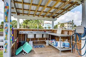 Fish & Kayak: Home Near Shell Point Beach!