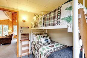 Waterfront Cottage on Lake George w/ 2 Docks!