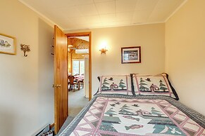Waterfront Cottage on Lake George w/ 2 Docks!