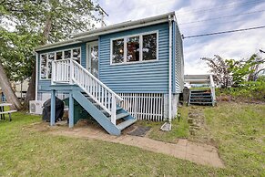 Waterfront Cottage on Lake George w/ 2 Docks!