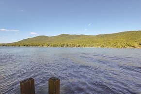 Waterfront Cottage on Lake George w/ 2 Docks!