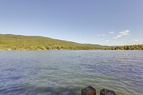 Waterfront Cottage on Lake George w/ 2 Docks!