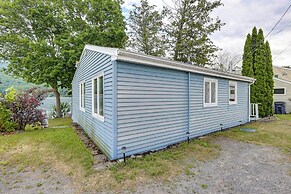 Waterfront Cottage on Lake George w/ 2 Docks!