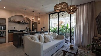 Hidden Gem With Private Pool and Rooftop Terrace