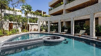 Hidden Gem With Private Pool and Rooftop Terrace