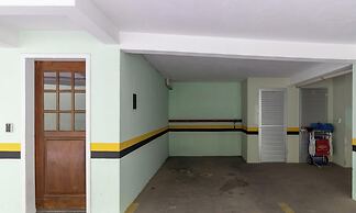 Penthouse W/terrace 5 min From the Beach Cos302