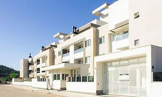 Modern Apartment With Pool and Barbecue Crr201