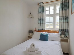 Flat F Bay House