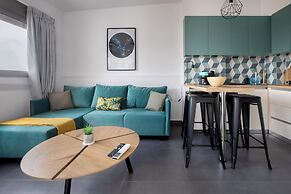 Andromeda - 1 Bedroom Apt & Terrace in Athens