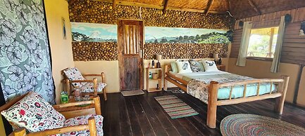 Agandi Uganda Eco-lodge