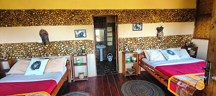 Agandi Uganda Eco-lodge