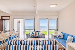 Beachfront Duplex House in Floripa Djb2064
