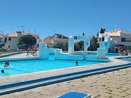 Nice Terrace Pool Studio