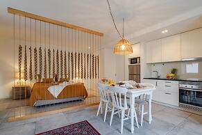 Gaia Superb Terrace Studio