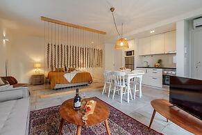 Gaia Superb Terrace Studio