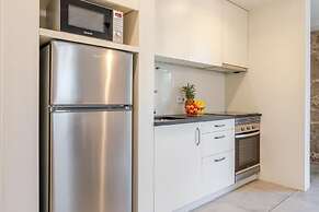 Gaia Superb Terrace Studio