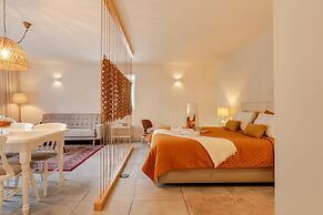 Gaia Superb Terrace Studio