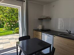 300m by Ap lia Beach Terrace