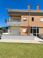 Beach Pool Villa Near Esposende Ap lia