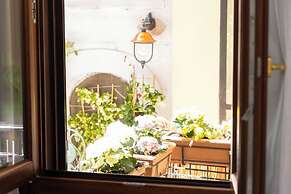 Vicolo Trevi Apartment