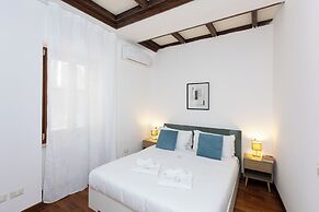 Vicolo Trevi Apartment