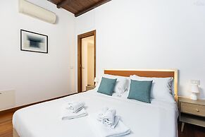 Vicolo Trevi Apartment