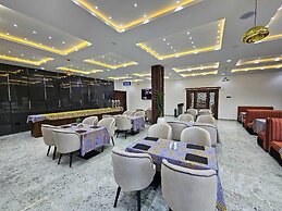 Reens Suites and Apartment