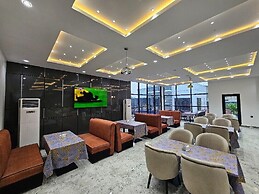 Reens Suites and Apartment