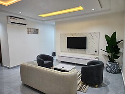 Reens Suites and Apartment