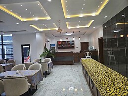 Reens Suites and Apartment