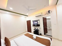 Hotel Aastha Inn