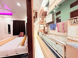 Hotel Aastha Inn