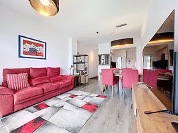 Cliff Ocean Apartment by Atlantic Holiday