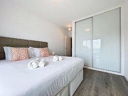 Cliff Ocean Apartment by Atlantic Holiday