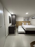 Cabo Branco | Studio + Rooftop Pool