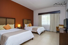 Aldea Thai by The Collection