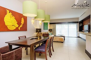 Aldea Thai by The Collection