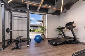 Metropolitan Living by HOUSY