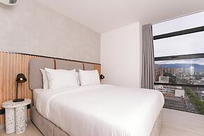 Metropolitan Living by HOUSY