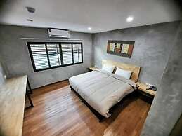Mapeak Hotel